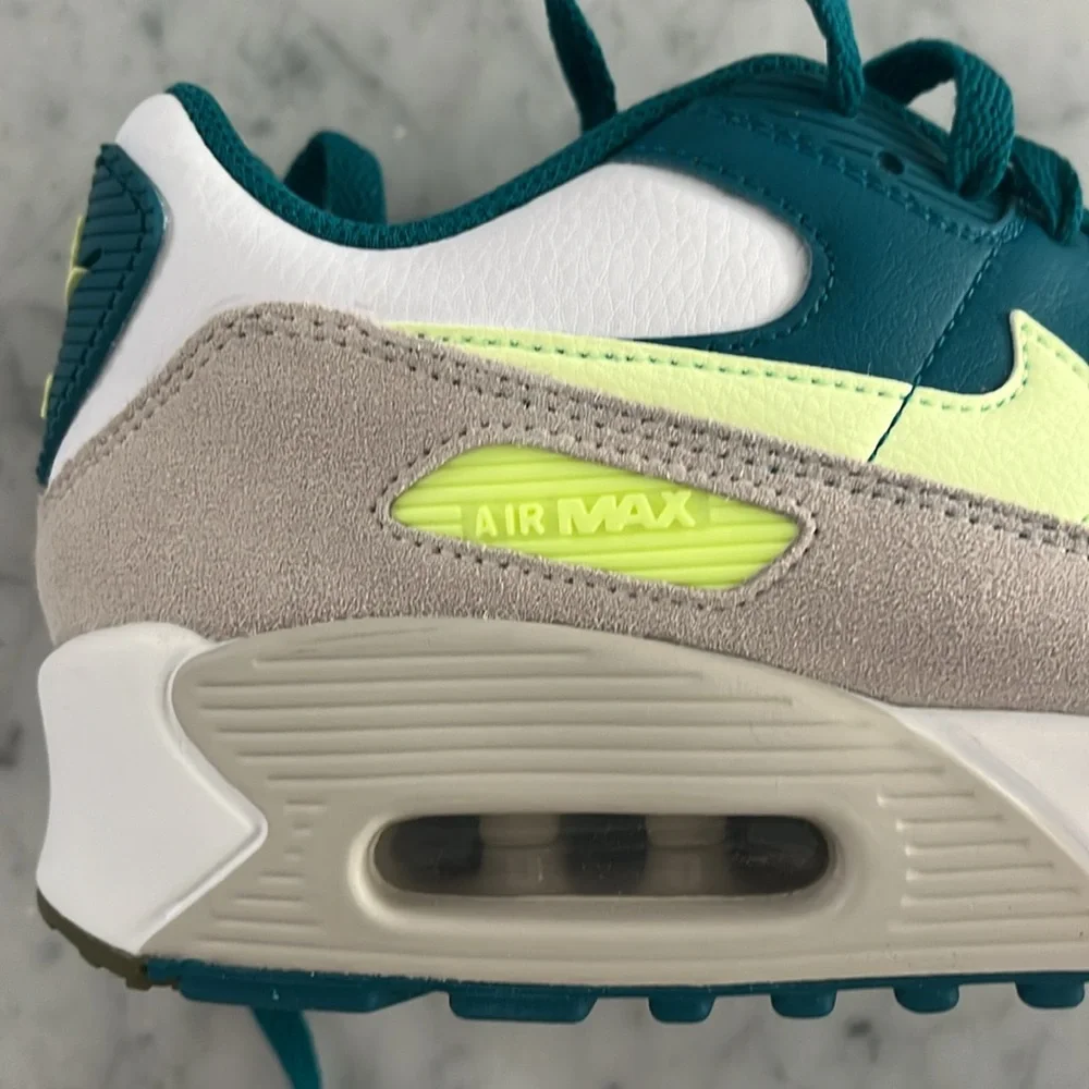 NIKE White & Green Air Max 90 Big Kids Sneakers - Picture 3 of 8